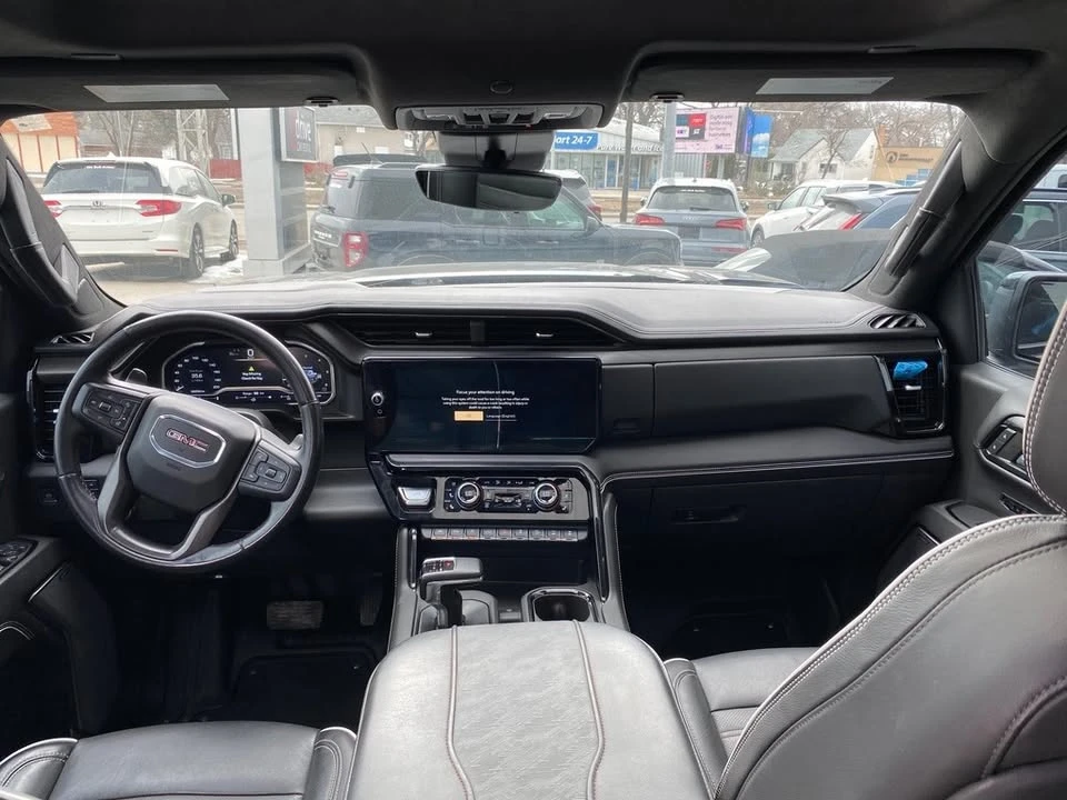 2023 GMC Sierra 5th Gen - Image 4 of 10