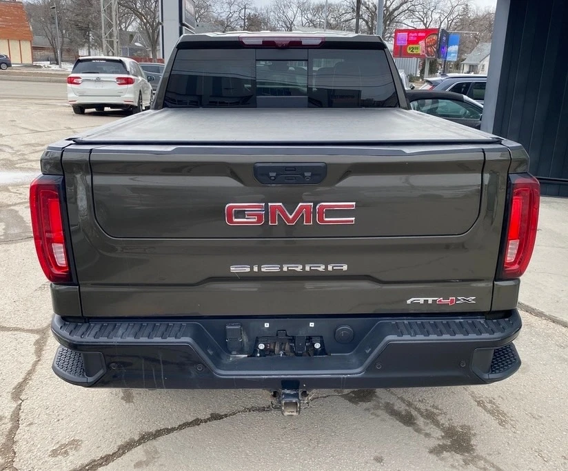2023 GMC Sierra 5th Gen - Image 3 of 10