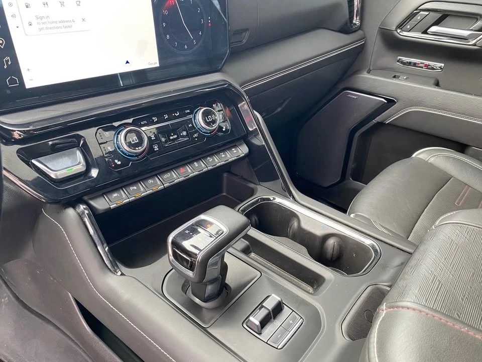 2023 GMC Sierra 5th Gen - Image 7 of 10