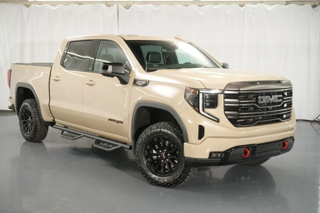 2023 GMC Sierra 5th Gen - Image 17 of 21
