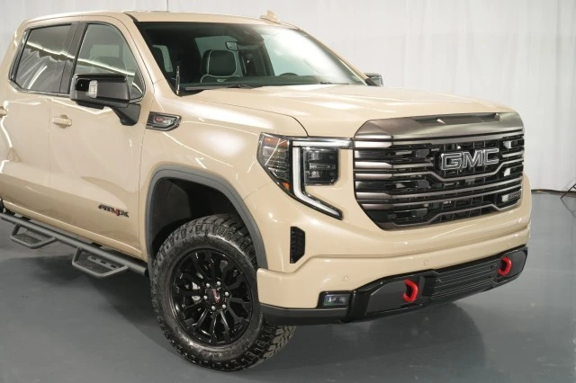 2023 GMC Sierra 5th Gen - Image 15 of 21