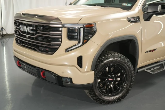 2023 GMC Sierra 5th Gen - Image 8 of 21