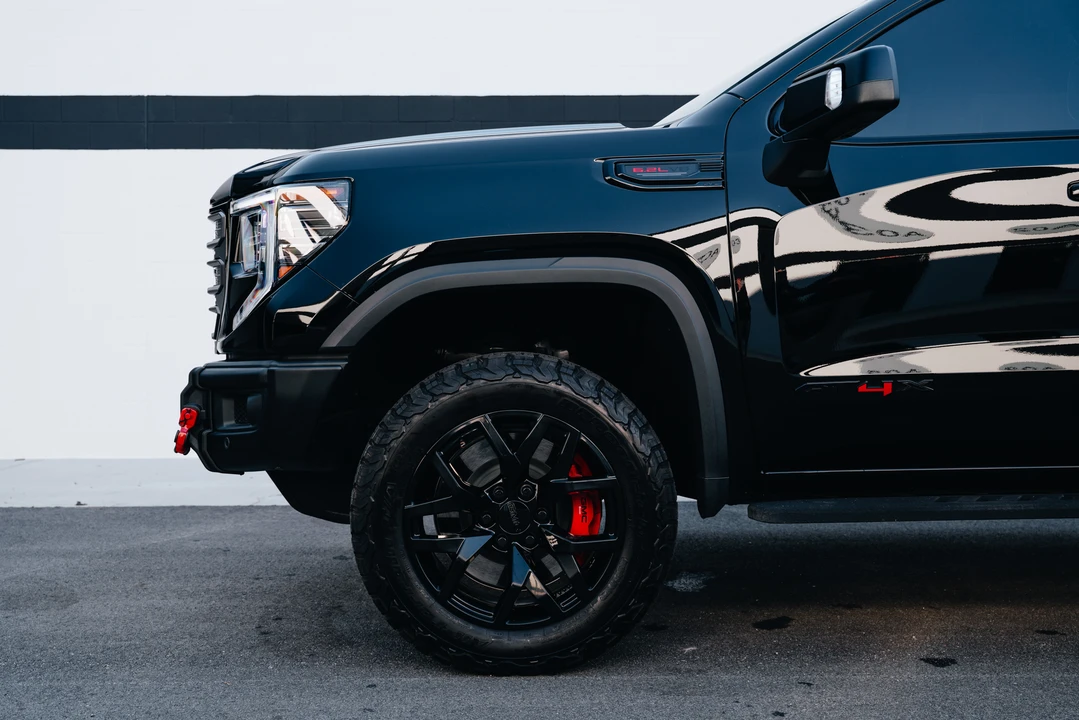 2023 GMC Sierra 5th Gen - Image 21 of 31