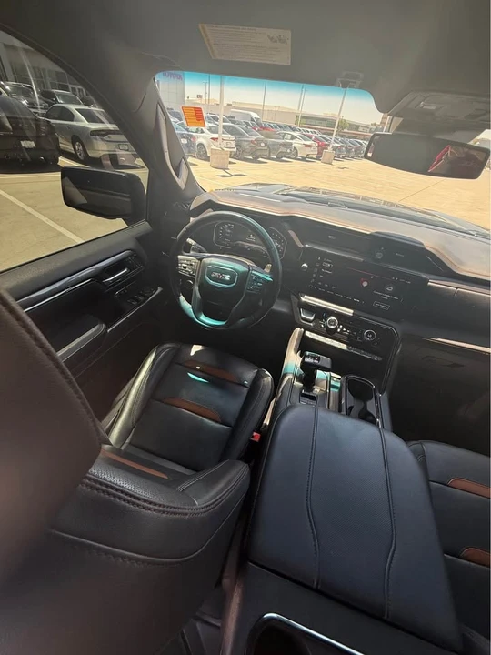 2023 GMC Sierra 5th Gen - Image 9 of 12