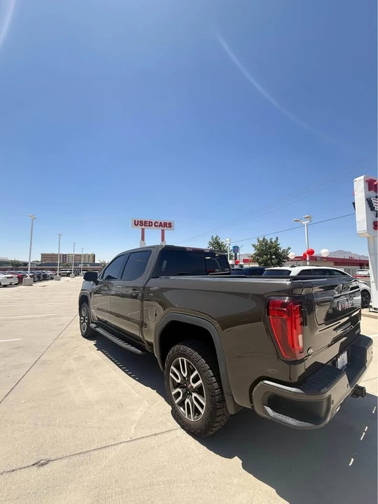 2023 GMC Sierra 5th Gen - Image 6 of 12