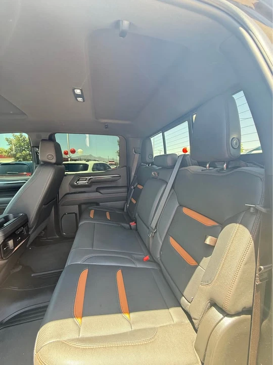 2023 GMC Sierra 5th Gen - Image 7 of 12