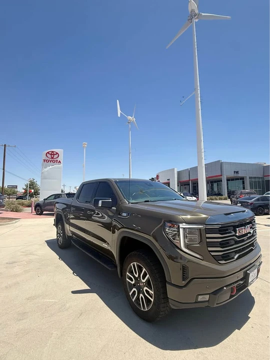 2023 GMC Sierra 5th Gen - Image 3 of 12