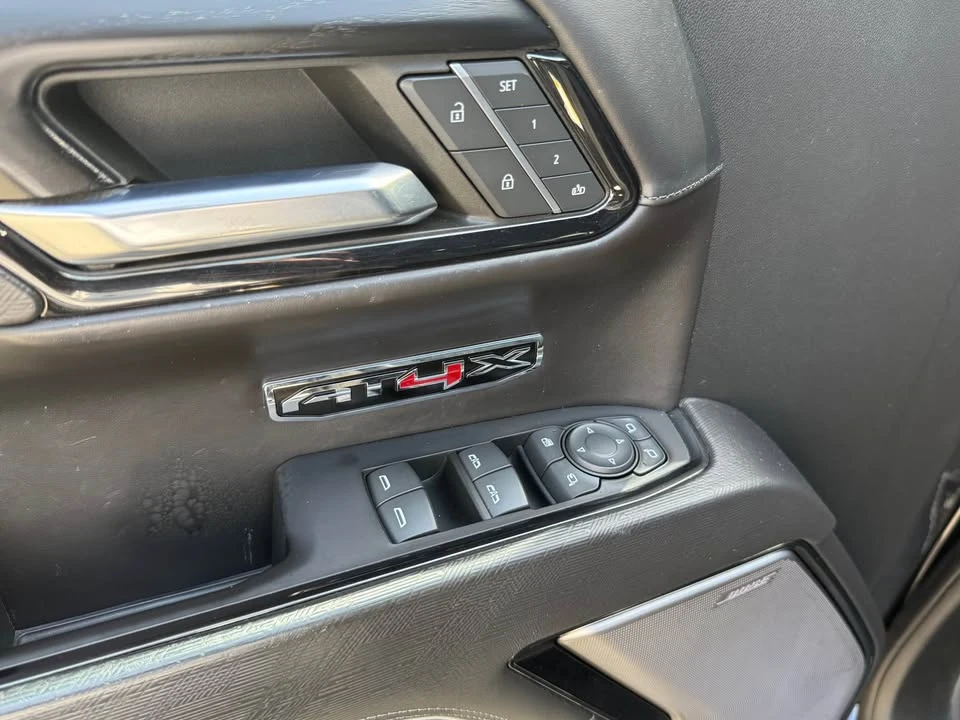 2023 GMC Sierra 5th Gen - Image 5 of 17
