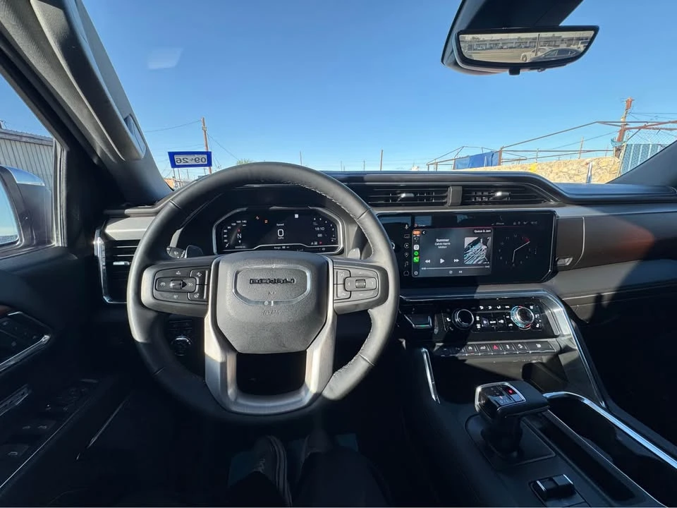 2023 GMC Sierra 5th Gen - Image 9 of 16