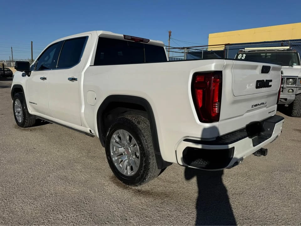 2023 GMC Sierra 5th Gen - Image 2 of 16
