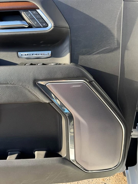 2023 GMC Sierra 5th Gen - Image 7 of 16