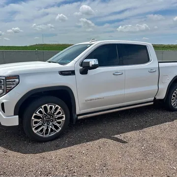 2023 GMC Sierra 1500 Crew Cab Denali Ultimate