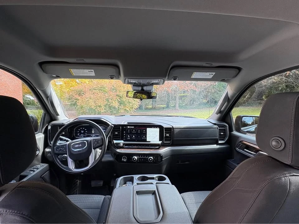 2023 GMC Sierra 5th Gen - Image 2 of 14