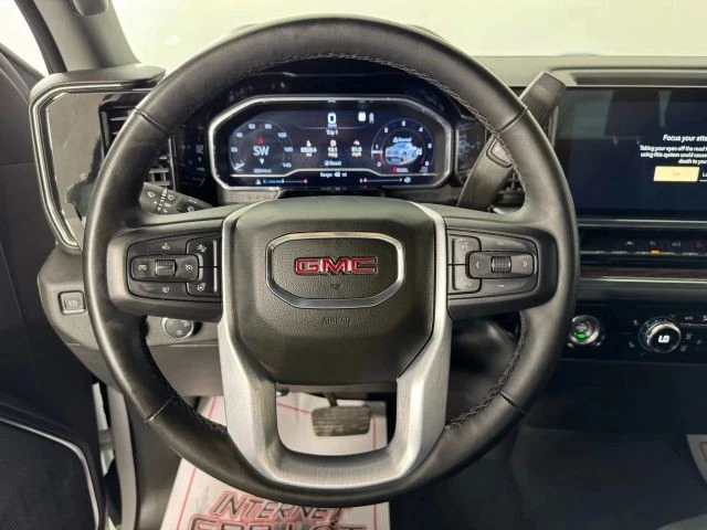 2023 GMC Sierra 5th Gen - Image 13 of 21