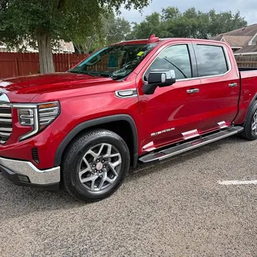2023 GMC Sierra 1500 Crew Cab SLT