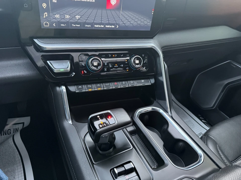 2023 GMC Sierra 5th Gen - Image 15 of 20