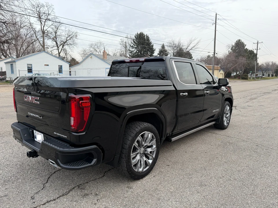 2023 GMC Sierra 5th Gen - Image 7 of 20
