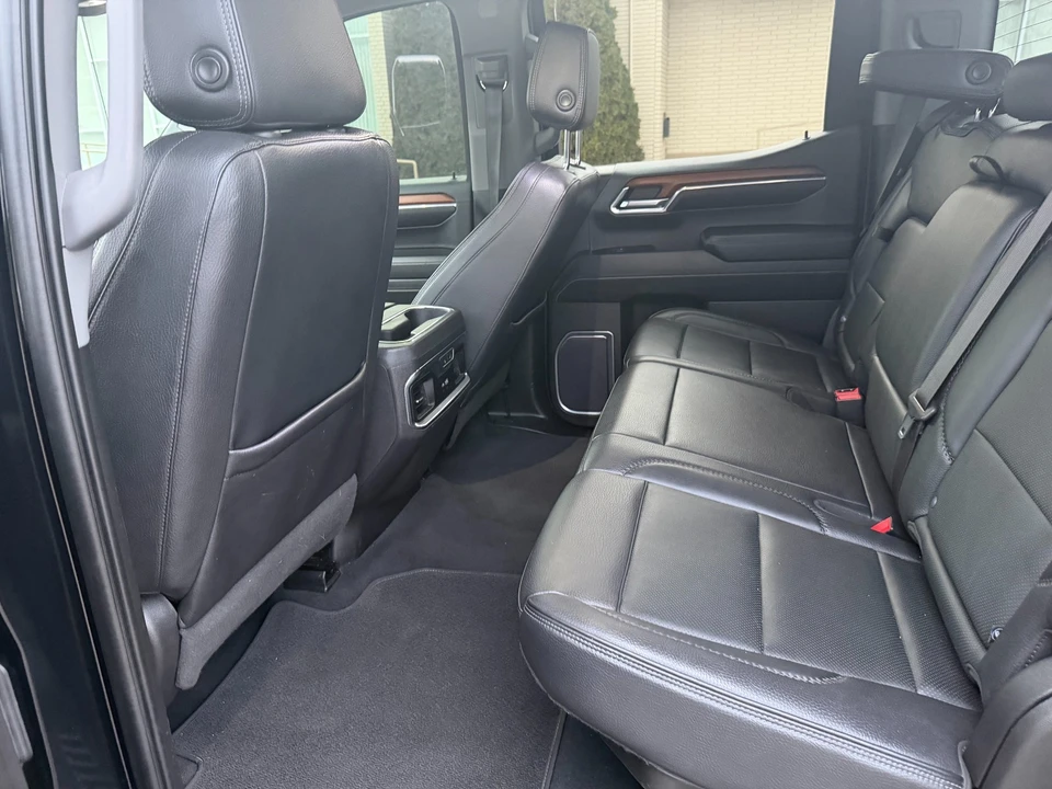 2023 GMC Sierra 5th Gen - Image 18 of 20