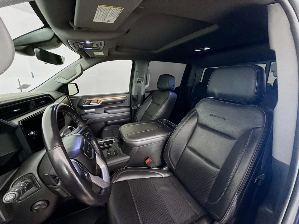 2023 GMC Sierra 5th Gen - Image 17 of 21