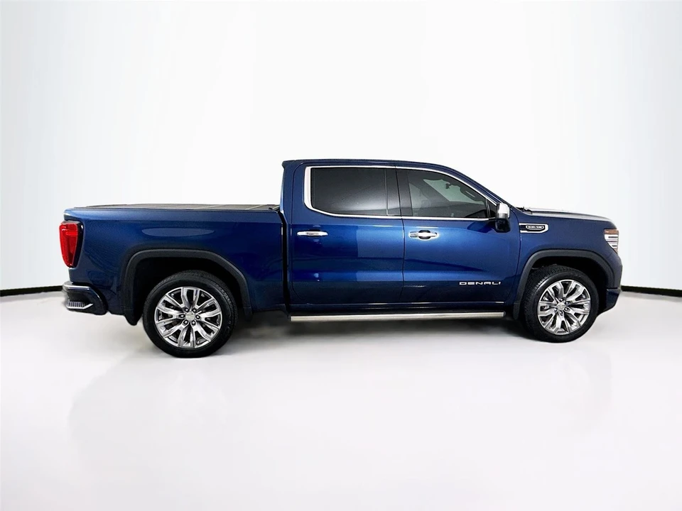2023 GMC Sierra 5th Gen - Image 8 of 21