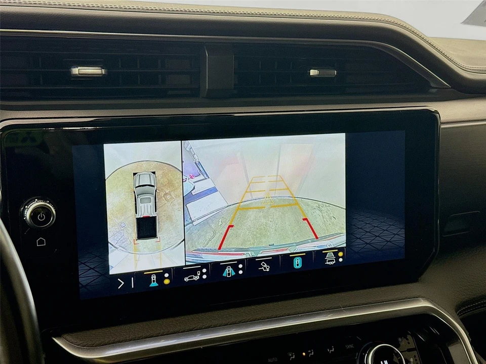 2023 GMC Sierra 5th Gen - Image 12 of 21
