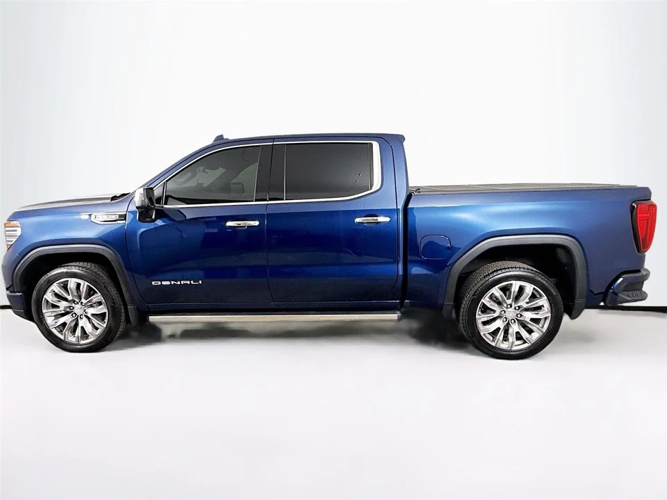 2023 GMC Sierra 5th Gen - Image 4 of 14