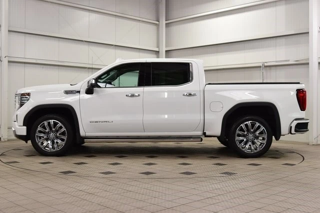 2023 GMC Sierra 5th Gen - Image 4 of 12