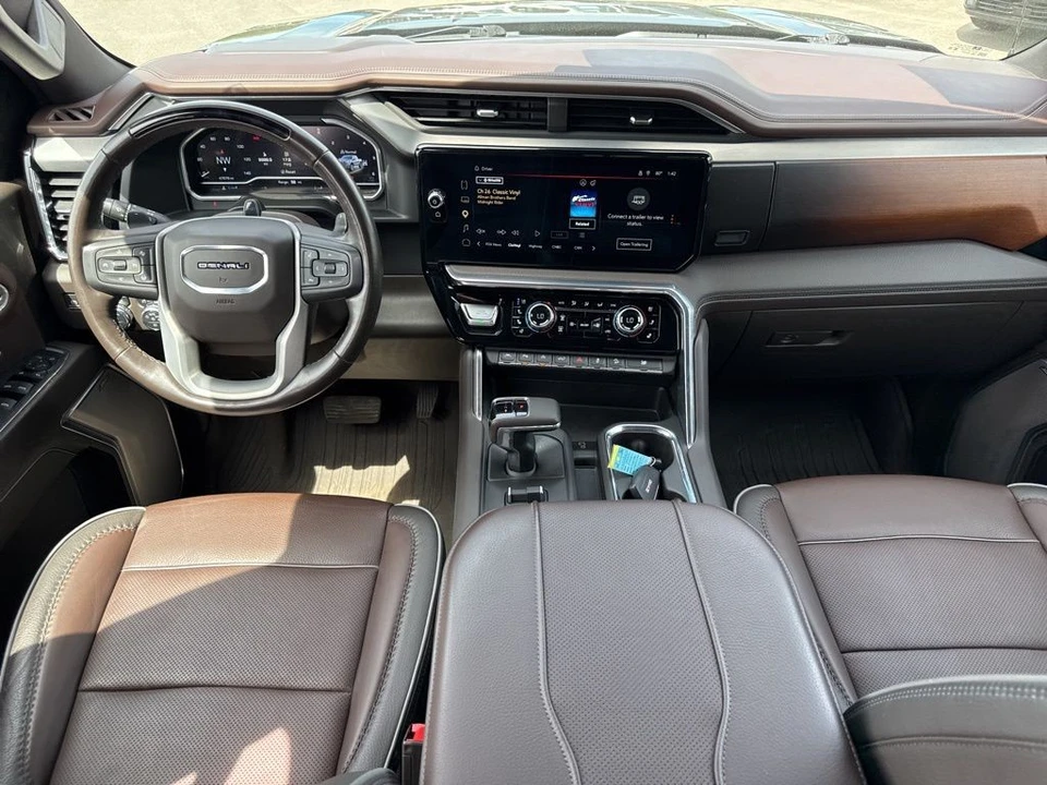 2023 GMC Sierra 5th Gen - Image 15 of 31