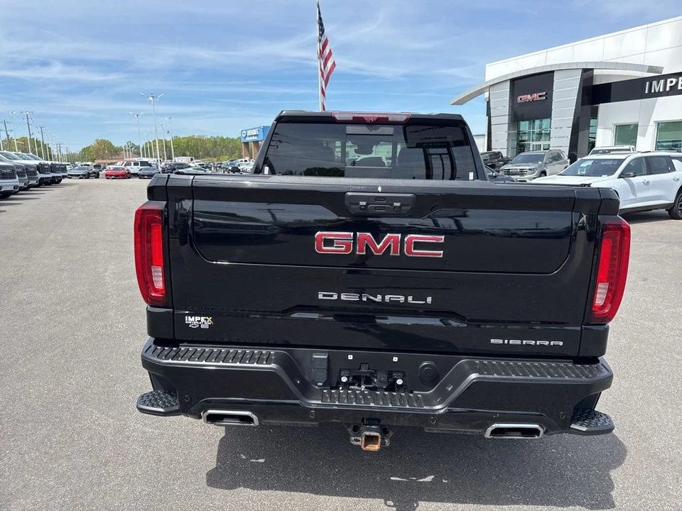 2023 GMC Sierra 5th Gen - Image 4 of 31