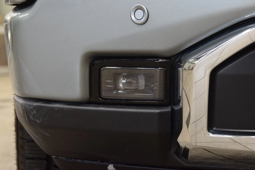 2023 GMC Sierra 5th Gen - Image 14 of 21