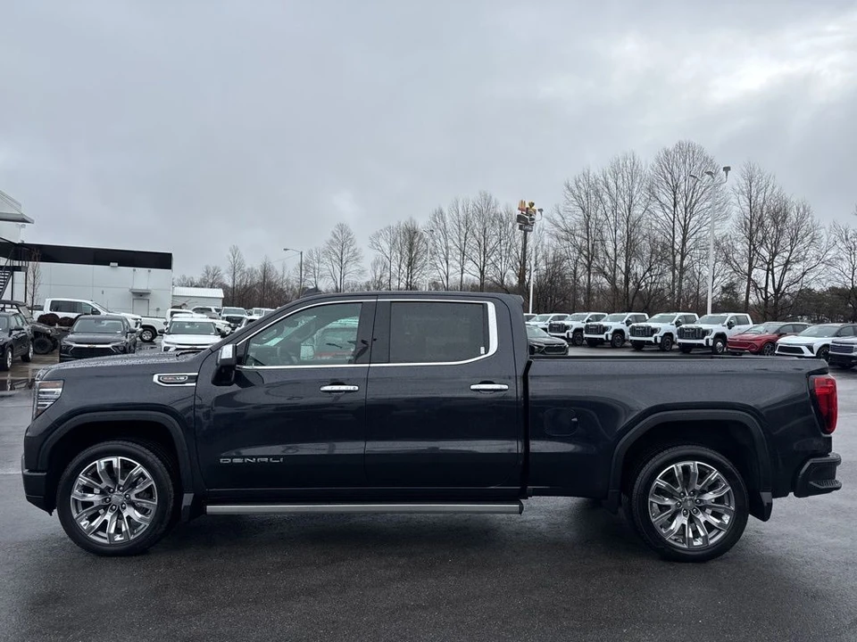 2023 GMC Sierra 5th Gen - Image 2 of 21