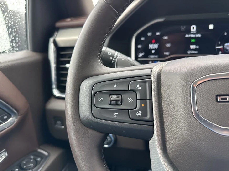 2023 GMC Sierra 5th Gen - Image 17 of 21