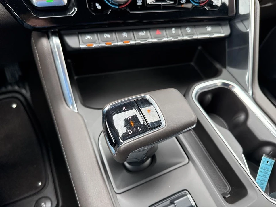 2023 GMC Sierra 5th Gen - Image 19 of 21