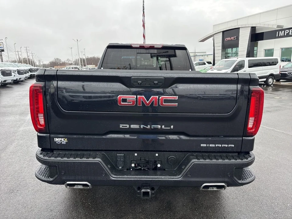 2023 GMC Sierra 5th Gen - Image 4 of 21