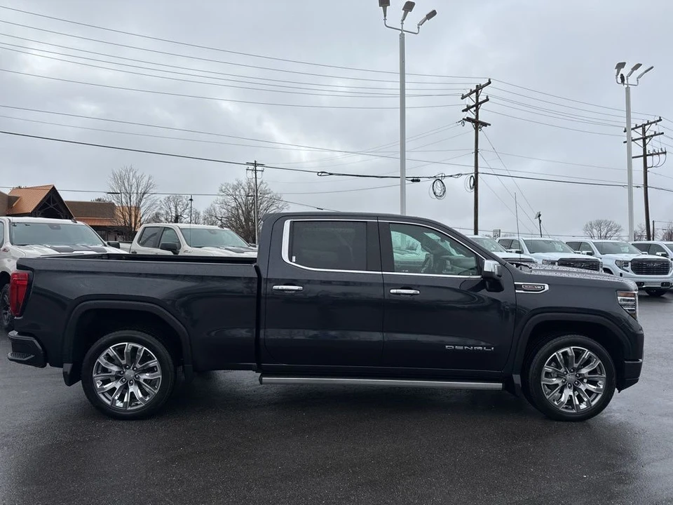 2023 GMC Sierra 5th Gen - Image 6 of 21