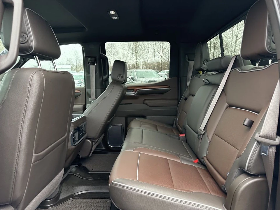 2023 GMC Sierra 5th Gen - Image 13 of 21