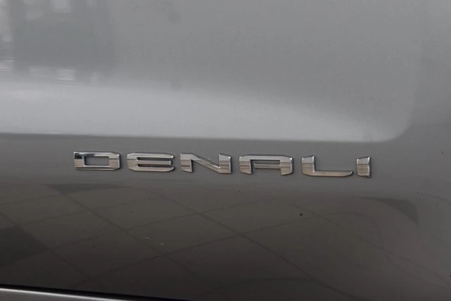 2023 GMC Sierra 5th Gen - Image 17 of 21