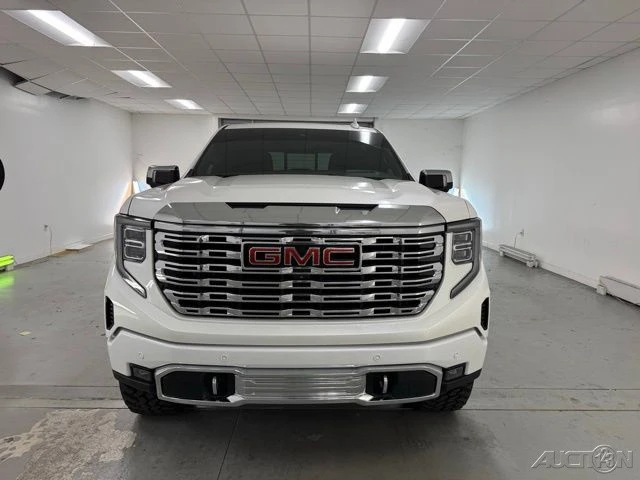 2023 GMC Sierra 5th Gen - Image 2 of 18