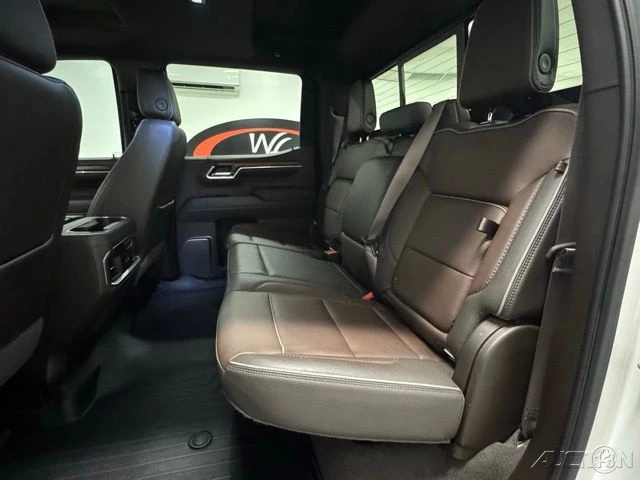 2023 GMC Sierra 5th Gen - Image 9 of 18