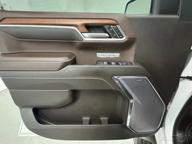 2023 GMC Sierra 5th Gen - Image 13 of 18