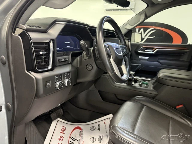 2023 GMC Sierra 5th Gen - Image 10 of 20