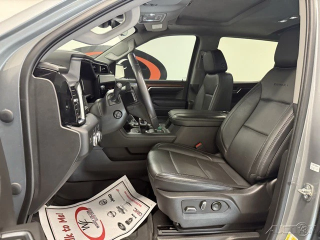 2023 GMC Sierra 5th Gen - Image 9 of 20