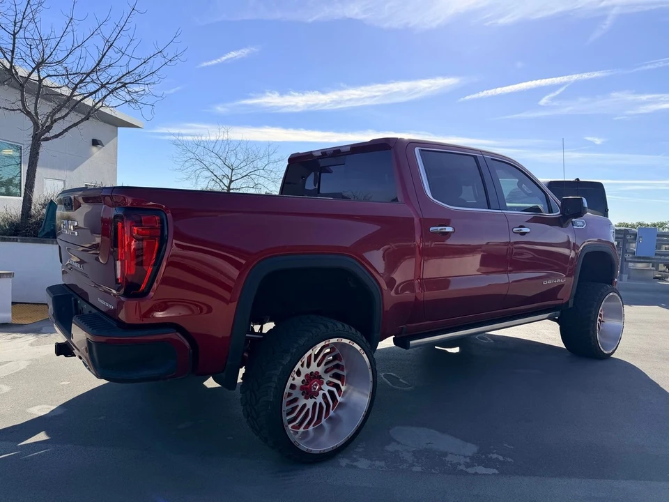2023 GMC Sierra 5th Gen - Image 5 of 6