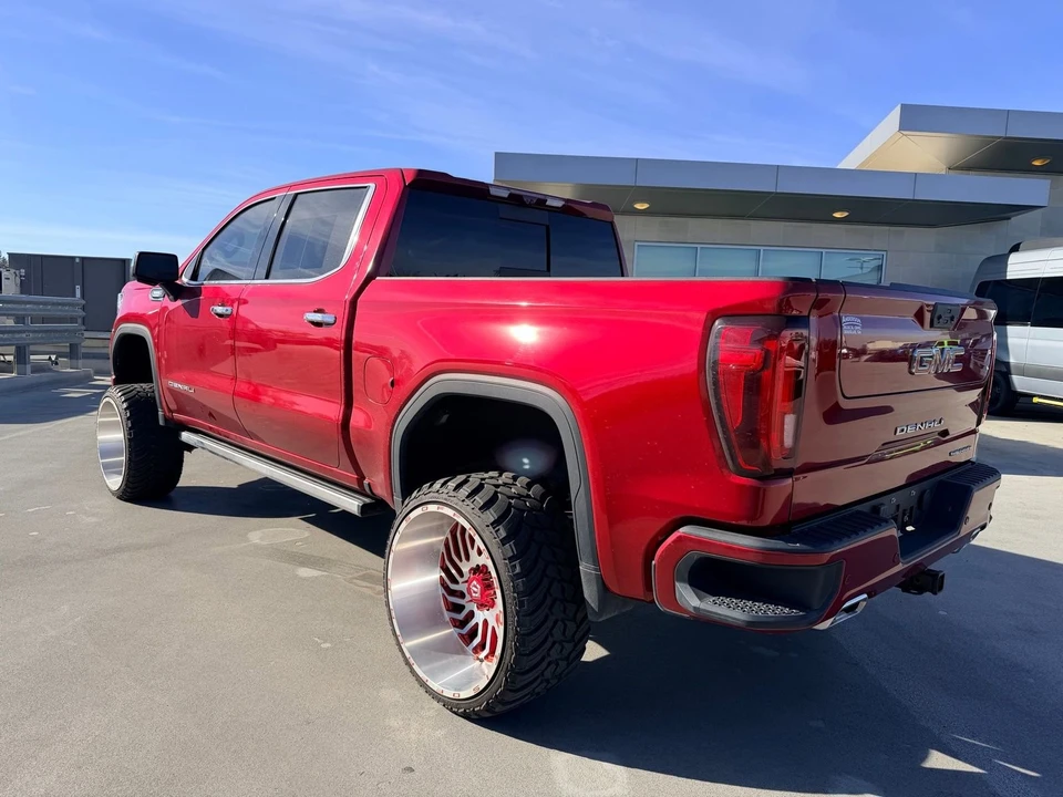 2023 GMC Sierra 5th Gen - Image 4 of 6