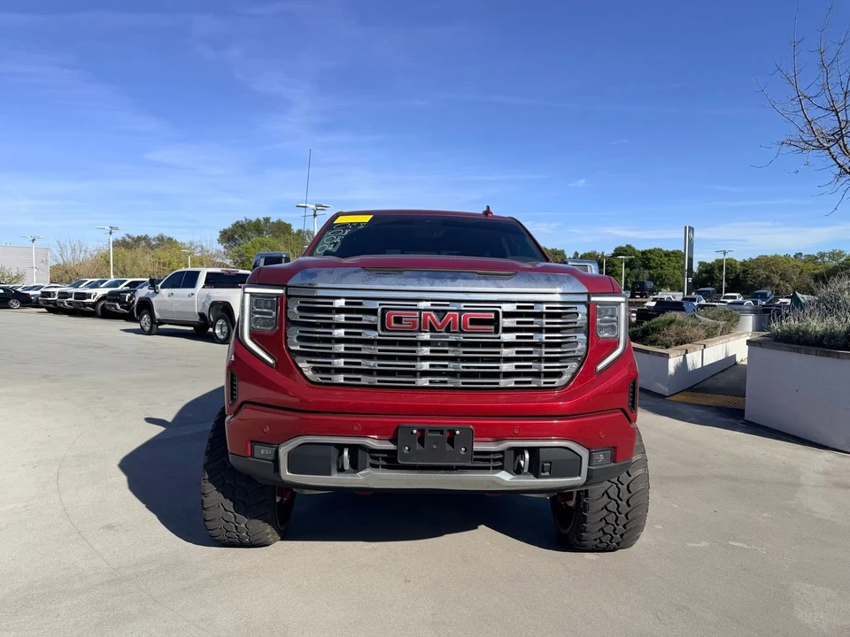 2023 GMC Sierra 5th Gen - Image 2 of 6