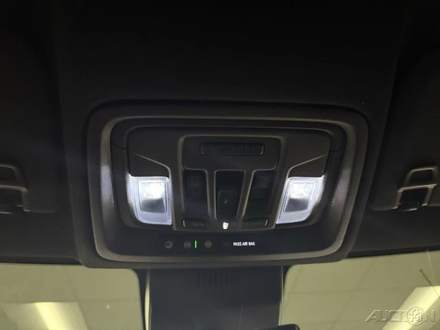 2023 GMC Sierra 5th Gen - Image 18 of 19