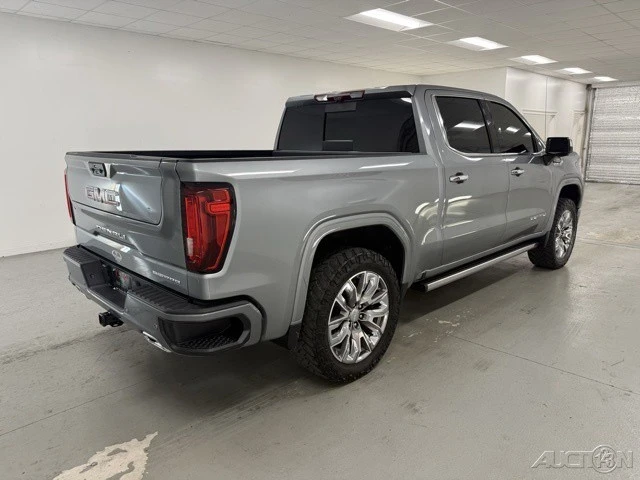 2023 GMC Sierra 5th Gen - Image 5 of 19