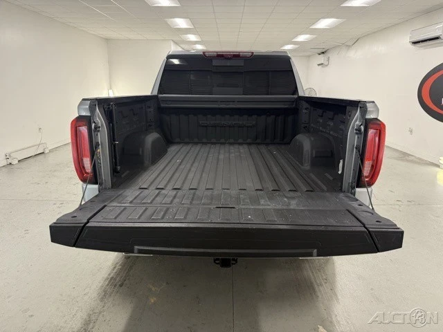 2023 GMC Sierra 5th Gen - Image 7 of 19