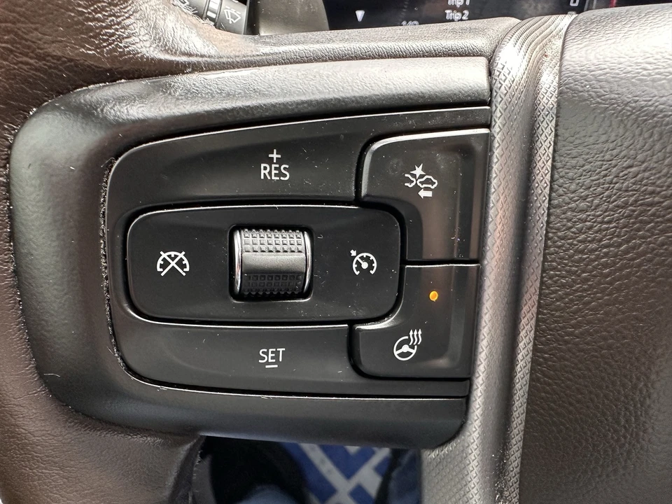 2023 GMC Sierra 5th Gen - Image 22 of 31