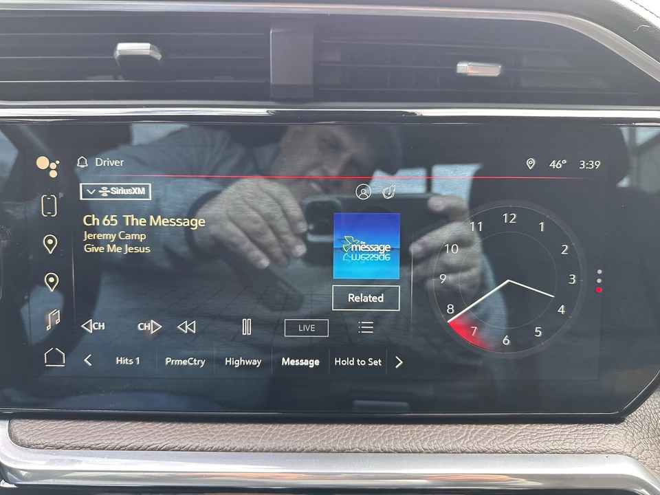 2023 GMC Sierra 5th Gen - Image 27 of 31
